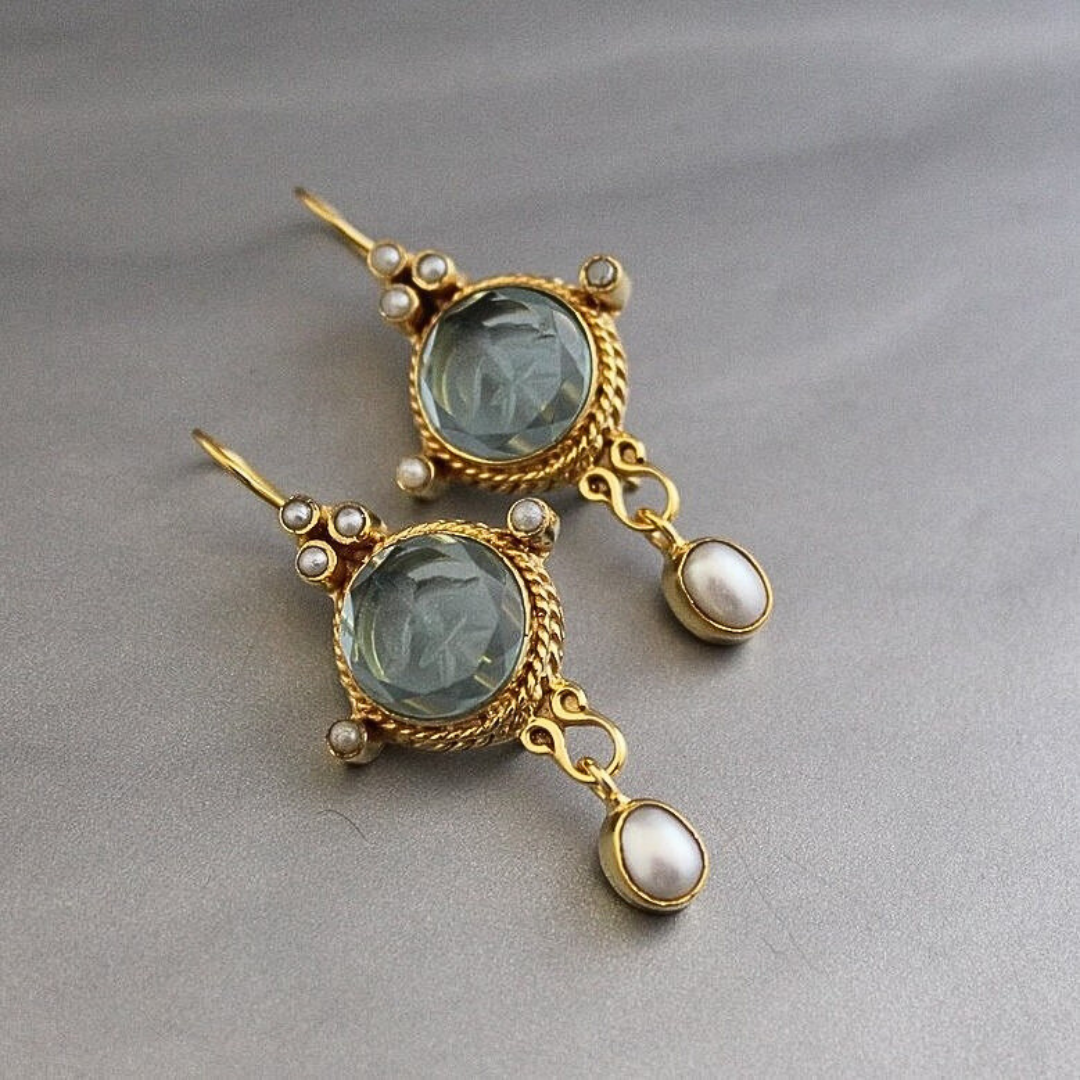 Merena vintage earrings with pearl
