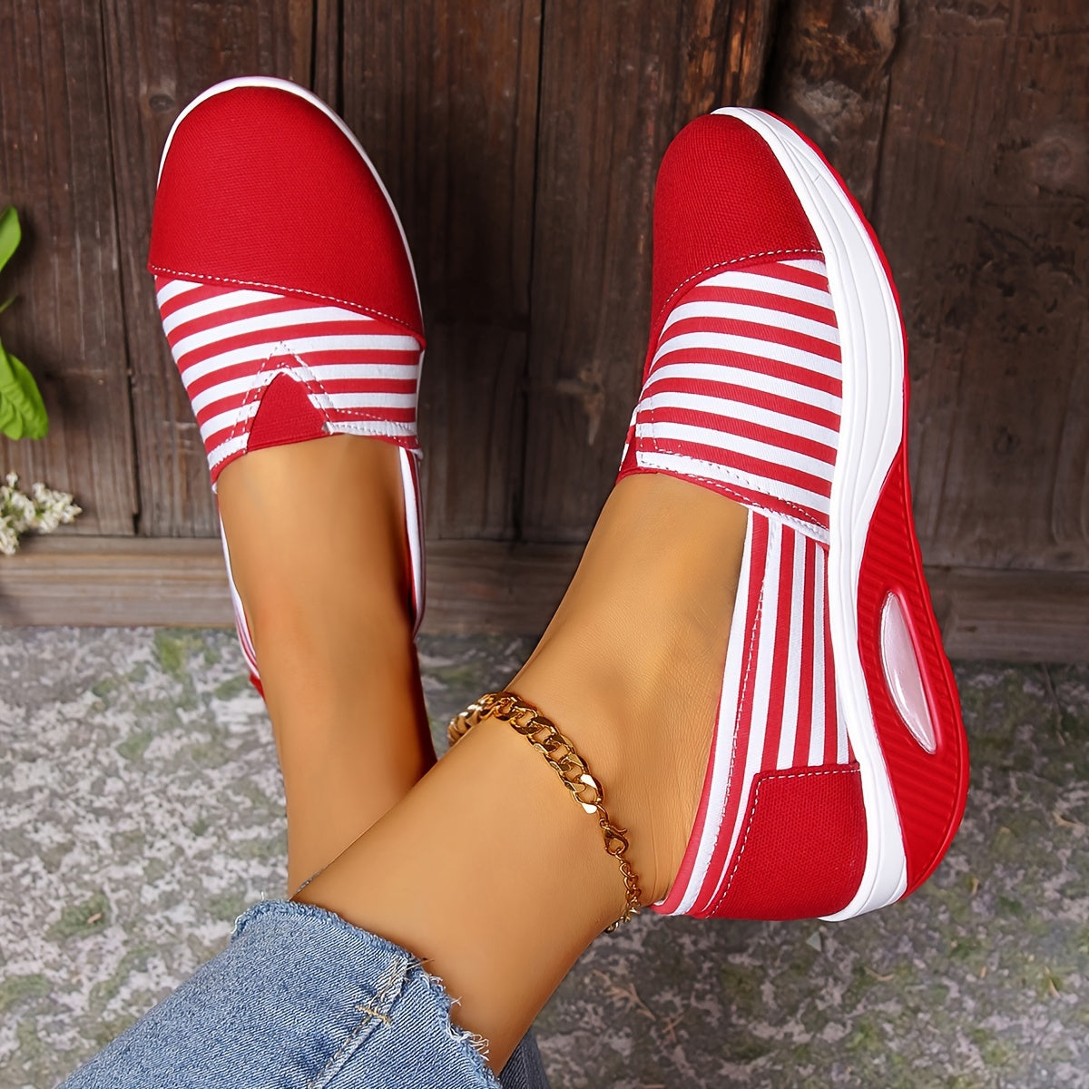 Wenus™ | Comfortable Slip-On Orthopaedic Striped Sneakers