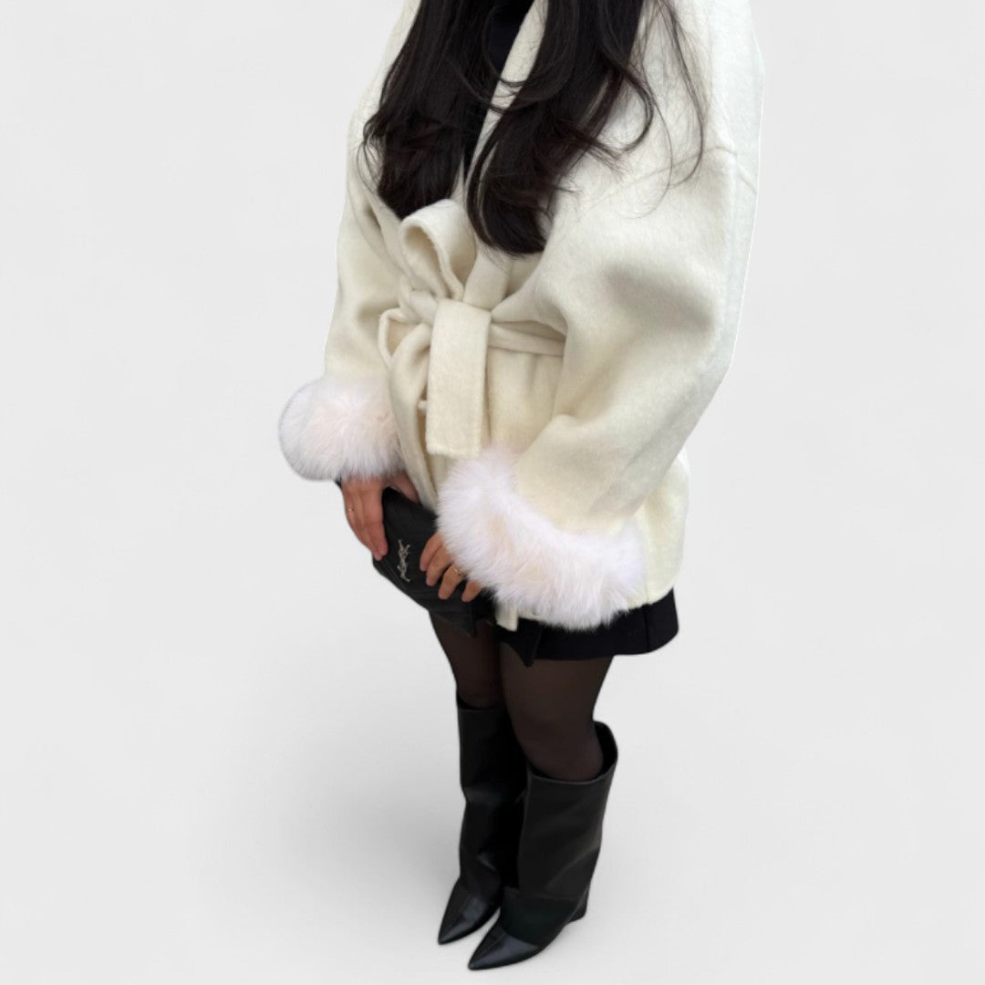 Top hat™ | Elegant Coat with Faux Fur Details
