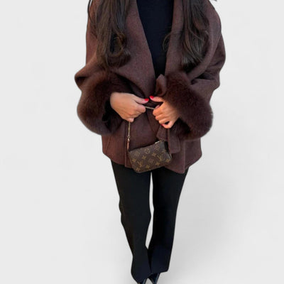Top hat™ | Elegant Coat with Faux Fur Details