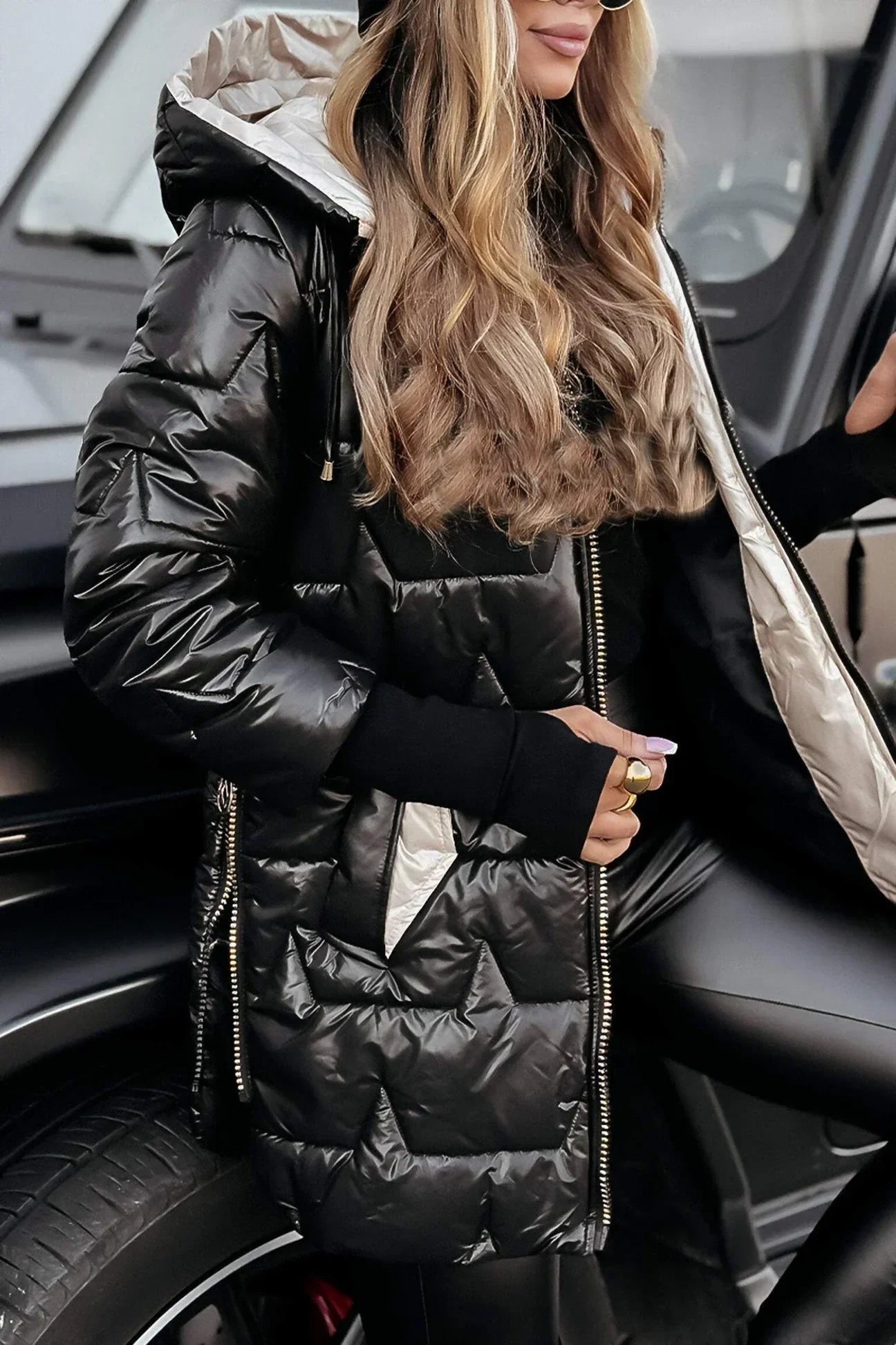Nolwen™ | Elegant Winter Coat with Hood & Padding